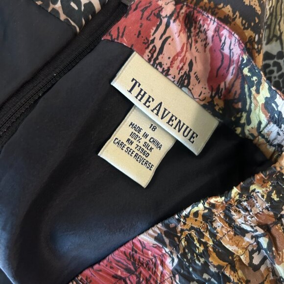 The Avenue 100% Silk Faux Wrap Leopard Print Skirt Size 18 - Picture 3 of 7